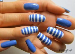 Nail art sáng tạo cho cô nàng mê màu xanh sapphire