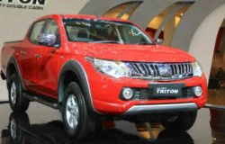 Ngắm Mitsubishi Triton LCV 2016 giá 466 triệu đồng