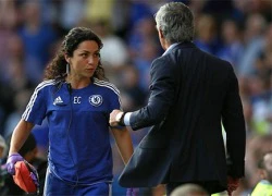 Nữ bác sĩ Chelsea phản ứng vì bị Mourinho mắng mỏ