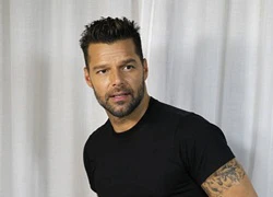 Ricky Martin sôi máu vì Donald Trump