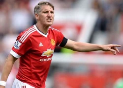 Schweinsteiger lại thể hiện sự hào phóng với NHM