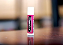 Son dưỡng môi ChapStick: Ngọt mà không gắt