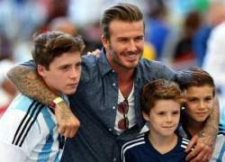 Becks chạnh lòng vì con trai miễn cưỡng đá bóng