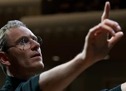 Biên kịch phim &#8216;Steve Jobs&#8217; xin lỗi Tim Cook