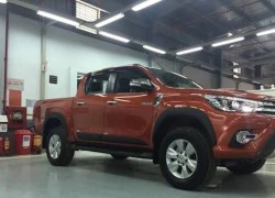 Chưa ra mắt, Toyota Hilux 2016 đã lộ hình 'nóng' tại VN