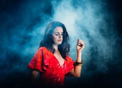 'Honeymoon': Bản ngã đàn bà của Lana Del Rey