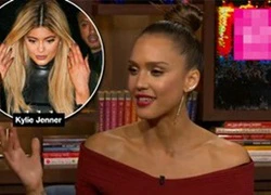 Jessica Alba bị vệ sĩ của em gái Kim siêu vòng 3 bế xốc ra ngoài