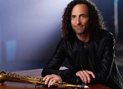 Kenny G và những yêu cầu đặc biệt về ăn ở khi đến Việt Nam