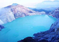 Khám phá hồ axit Kawah Ijen kỳ vĩ của Indonesia