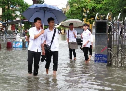 Không khí lạnh tràn về, miền Bắc mưa to