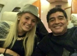 Maradona tiết lộ đám cưới với tình nhân nhỏ tuổi