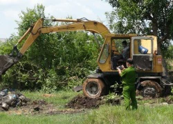 Phạt bệnh viện 1,4 tỷ đồng vì chôn rác thải chứa nhau thai