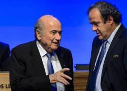 Platini bị điều tra nhận hai triệu đôla từ Blatter