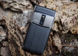 Ra mắt Vertu Signature Touch vỏ titan, giá 227 triệu đồng