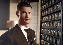 Ronaldo ra mắt mê hồn hương