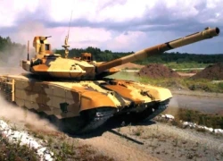 Siêu tăng T-90MS "thử lửa" trên sa mạc Kuwait