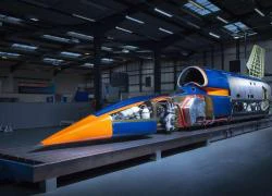 Siêu xe nhanh nhất thế giới Bloodhound SSC đạt tốc độ 1.609km/giờ