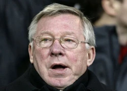 Sir Alex từng muốn tiếp tục nghiệp cầm quân