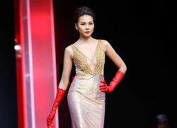 Thanh Hằng sexy trên sàn diễn thời trang