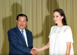 Thủ tướng Campuchia ủng hộ phim về Khmer Đỏ của Angelina Jolie