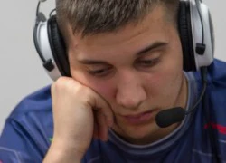 Arteezy né kèo solo mid 1000$ với game thủ vô danh