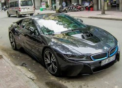 BMW i8 của thiếu gia 20 tuổi ở Sài Gòn