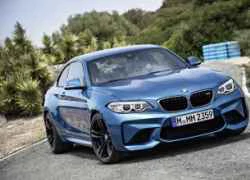 BMW M2 Coupe cuốn hút với màu xanh huyền bí