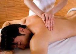 Chồng hay cùng sếp vào quán massage, đi tăng 3