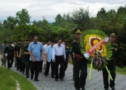 Dâng hương tưởng nhớ 2 năm ngày mất Đại tướng Võ Nguyên Giáp