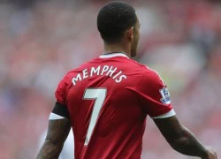 Depay "bán áo" thua mỗi Ronaldo và Messi