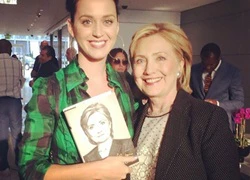 Katy Perry tham gia chiến dịch tranh cử của bà Hillary