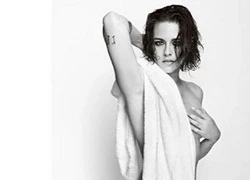 Kristen Stewart lấp ló khoe thân với khăn tắm