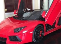 Lamborghini mui trần 24,5 tỷ lăn bánh trên phố Việt