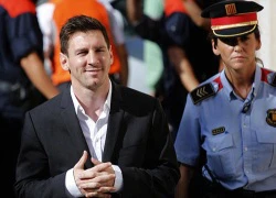 Messi trắng án, làm nhân chứng chống lại ... cha đẻ