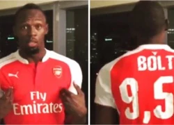 M.U thua thảm, Usain Bolt chịu &#8220;nhục&#8221; mặc áo Arsenal