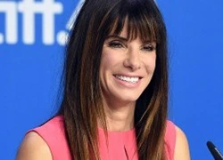 Sandra Bullock nhận thêm con gái nuôi