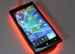 Sẽ có smartphone Lumia tầm trung, vỏ kim loại đầu năm sau