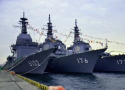 Thăm đội tàu chiến "khủng" ở căn cứ hải quân Yokosuka