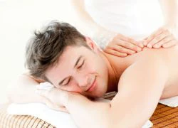 Tôi đã yêu em, một cô gái... massage