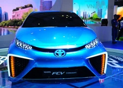 Toyota FCV về Việt Nam có gì?