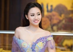 Tuần qua: Hoàng Thùy Linh khoe đùi thon hấp dẫn