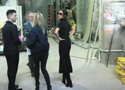 Victoria Beckham đi thăm cửa hàng sắp mở ở New York