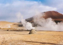 Chile hấp dẫn với sa mạc, tuyết trắng