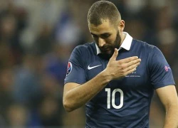 Điểm tin hậu trường 24/11: Benzema bị "ném đá" vì nhổ nước bọt khi hát quốc ca, CĐV Thanh Hóa phát cuồng vì Hoàng Thịnh