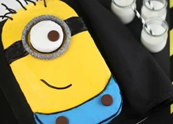 Hướng dẫn trang trí bánh kem hình Minion cực cute!