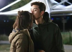 Hwang Jung Eum - Park Seo Joon hẹn hò, hôn nhau giữa đêm