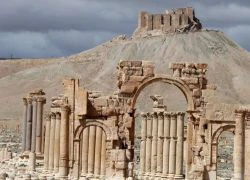 Không quân Nga ném bom "sào huyệt" IS tại thành cổ Palmyra