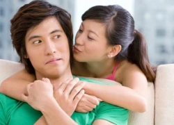 Người đàn bà xao động với một ...gã trai trẻ