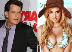 'Charlie Sheen đã ép tôi phá thai vì sợ đứa con bị HIV'