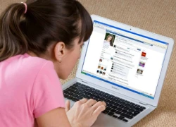 Chồng ghen vì lời bình luận trên facebook